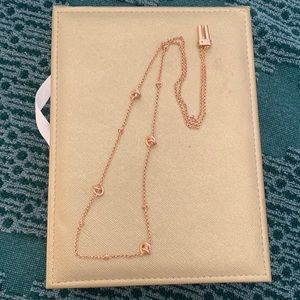 Kendra Scott presleigh necklace